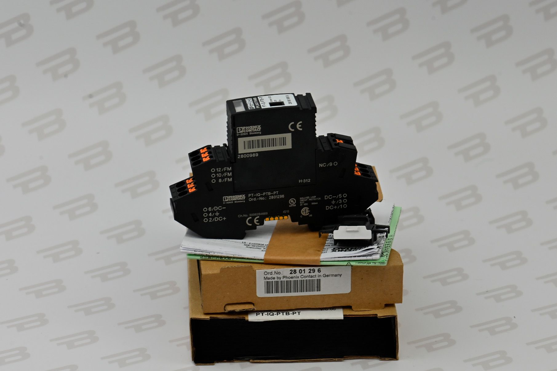 Модуль питания Phoenix Contact 2801296 PT-IQ-PTB-PT 