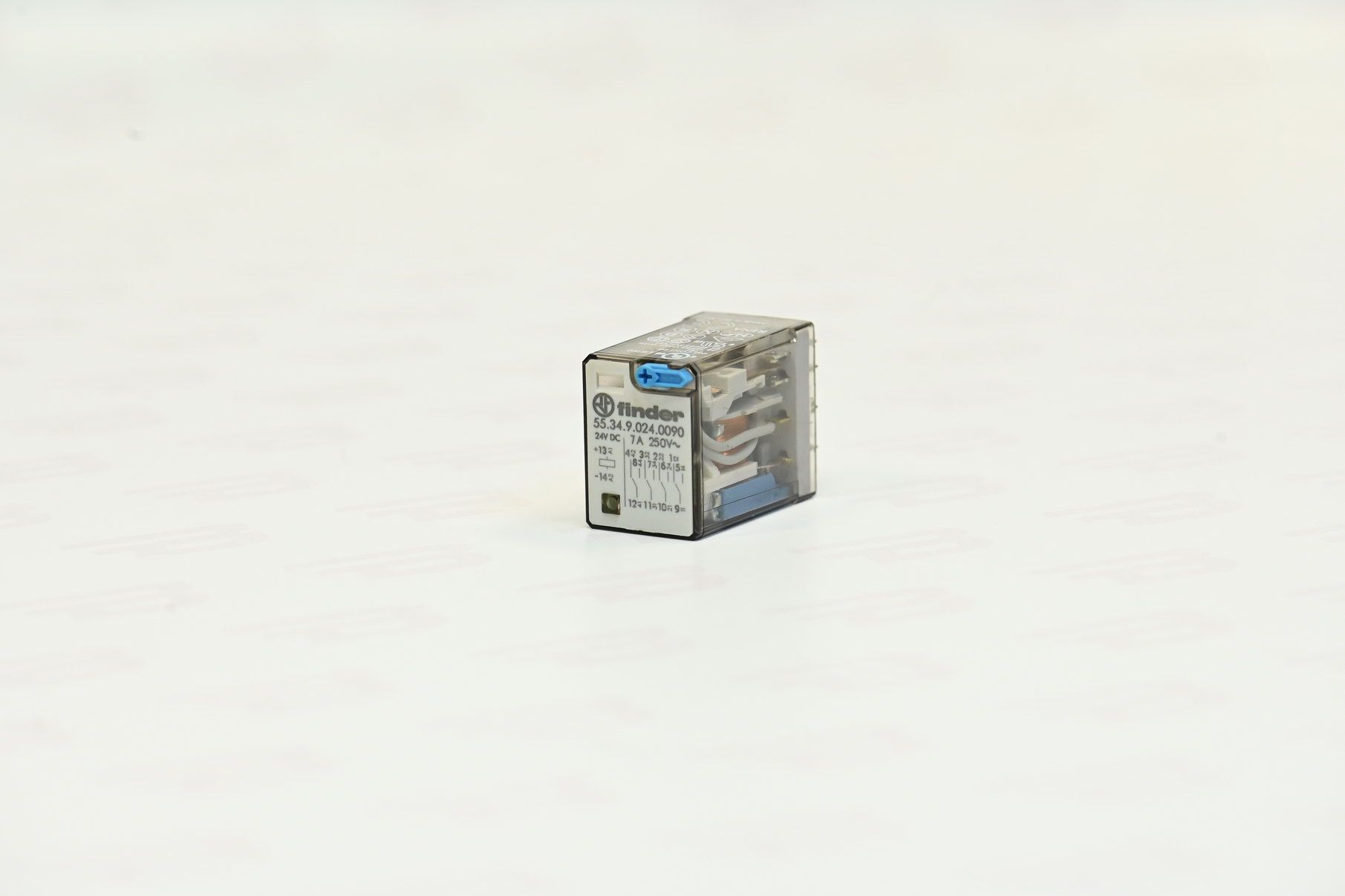 Finder 55.34.9.024.0090 
