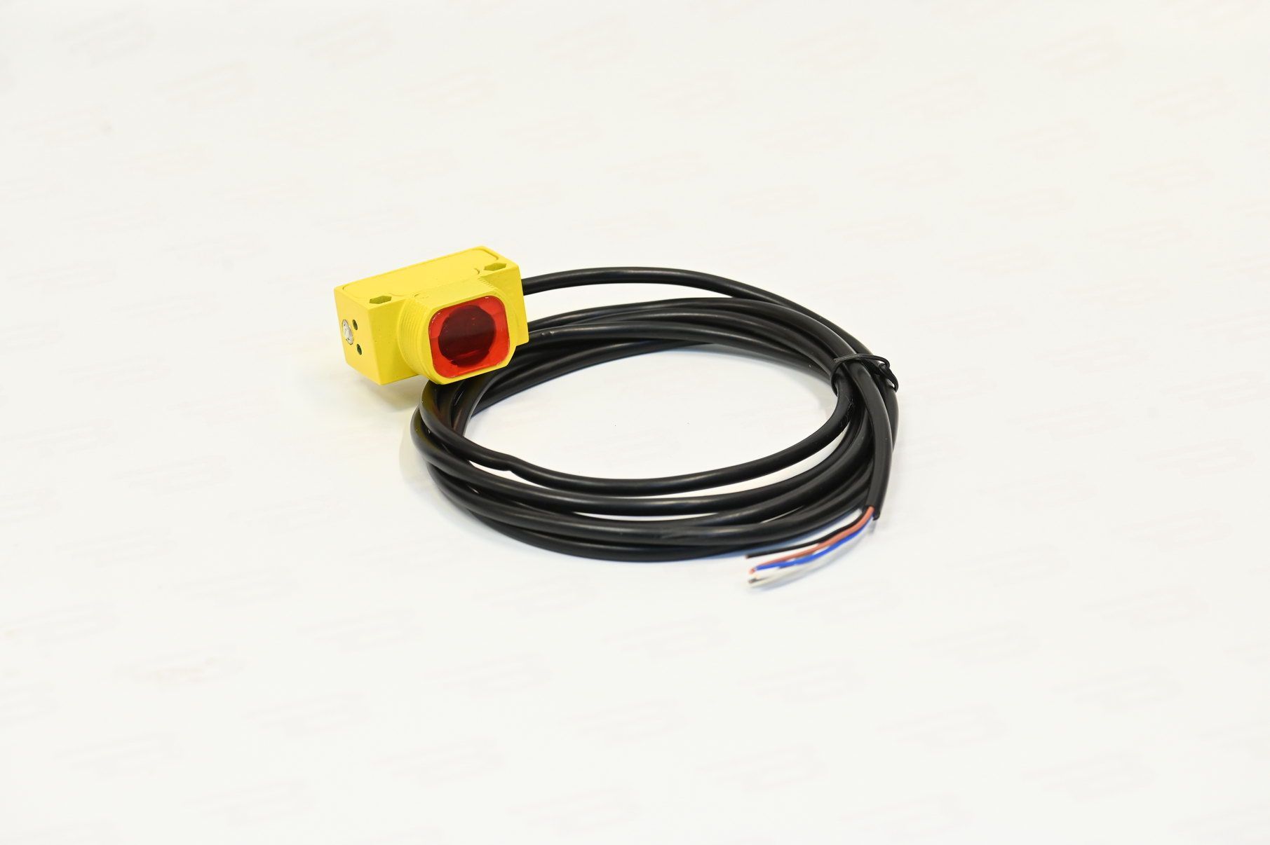 Turck 74490 DOIR1M-BT30-VNP6X2 