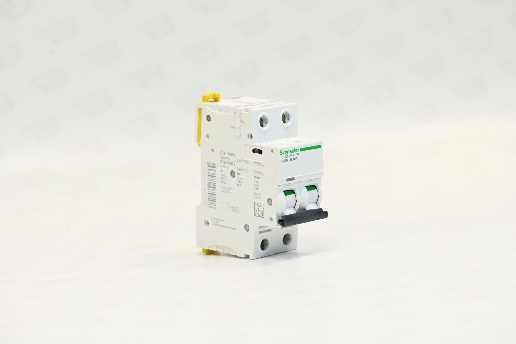 Schneider Electric A9F73210 iC60N B 10A 2p 