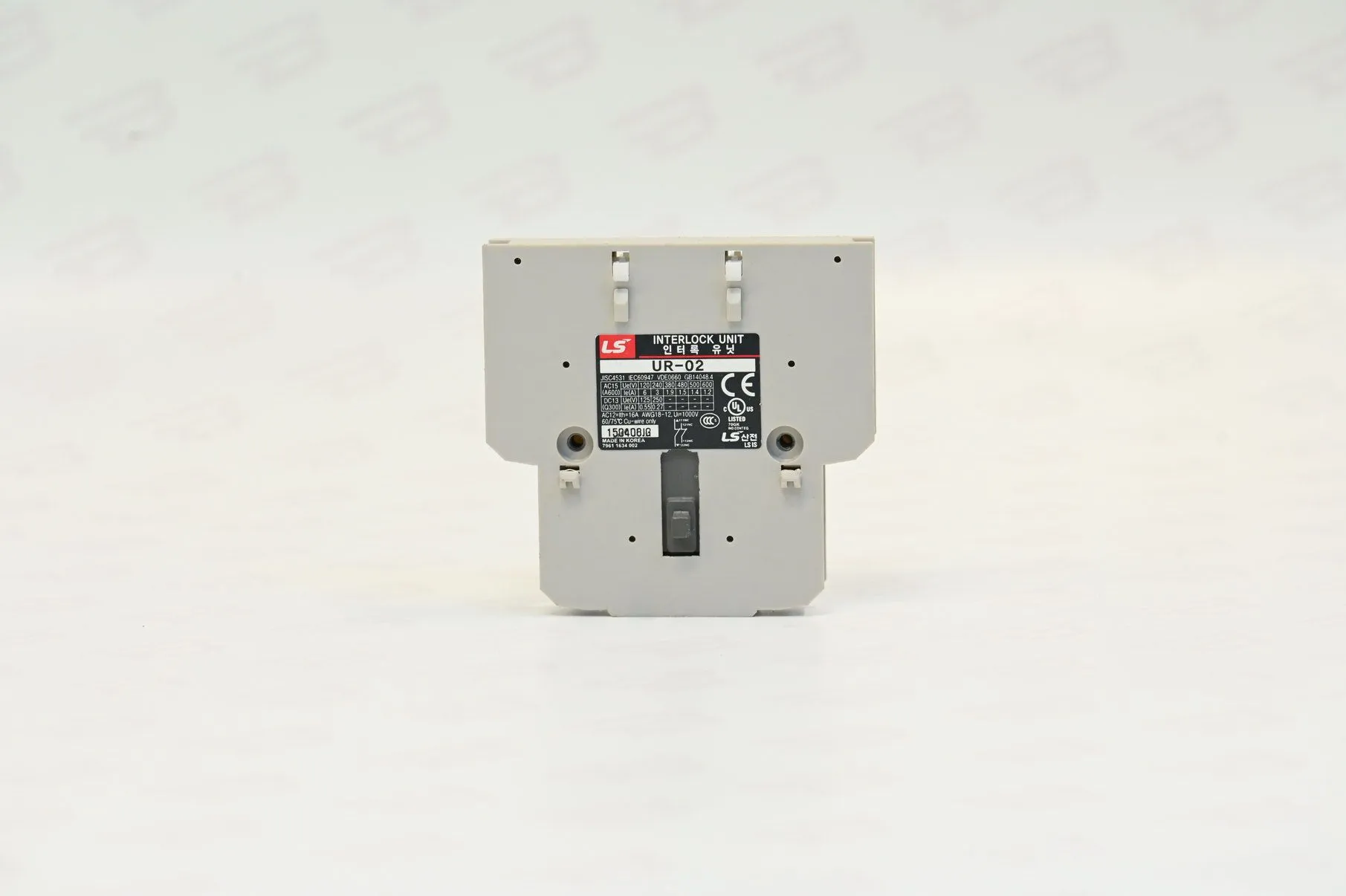 LS UR-02 
