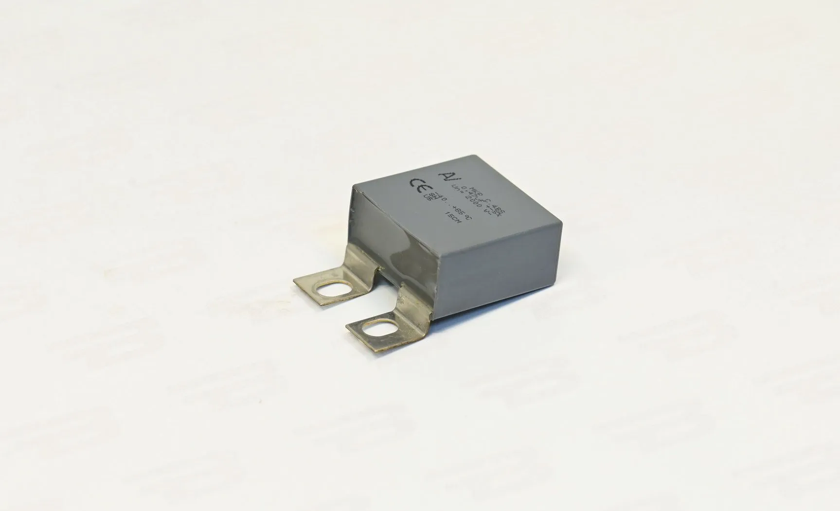 AV ARCOTRONICS AV MKP C.4BS 0,47uF +-5% Un= 2000 V- 