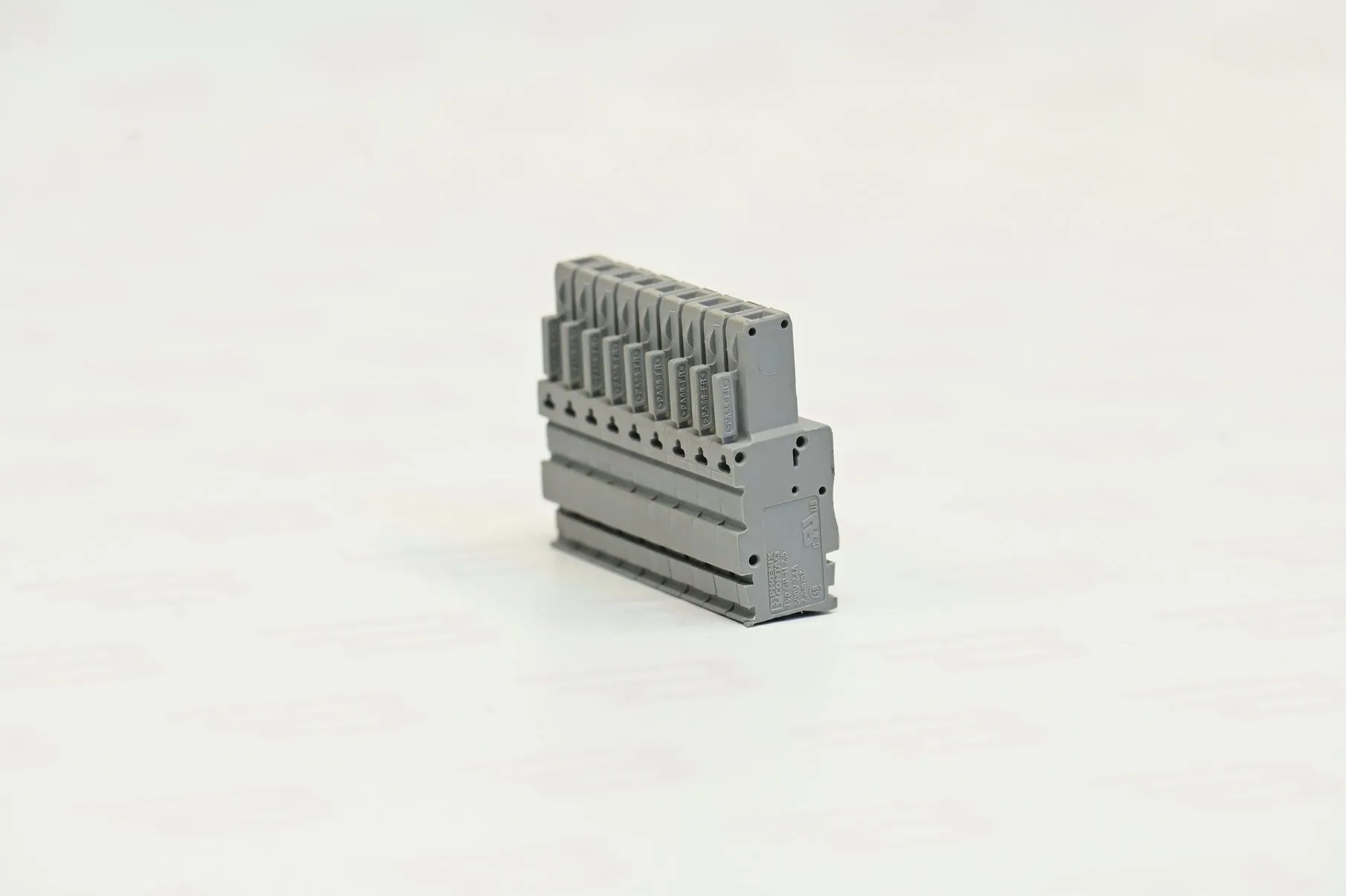 Phoenix contact 3210693 SP-H 2,5/9 