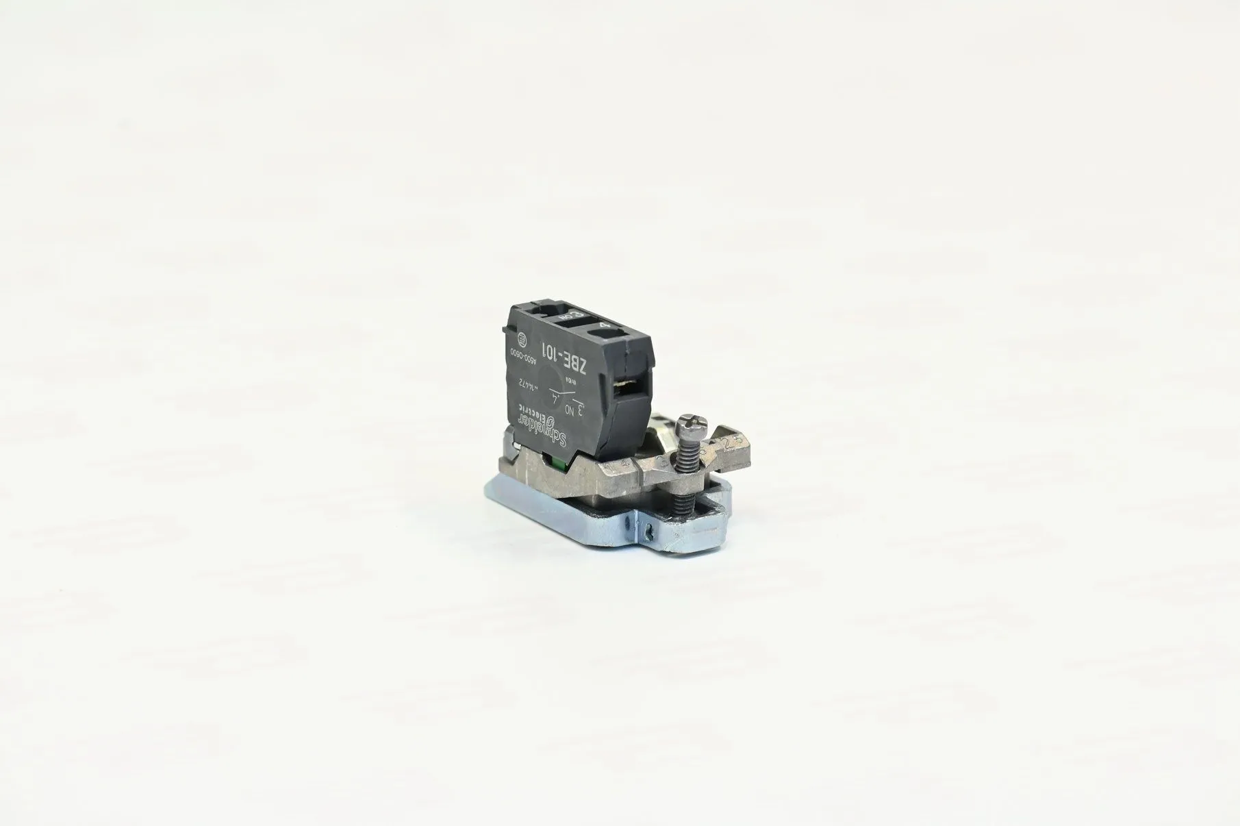 Schneider Electric ZB4BZ101 