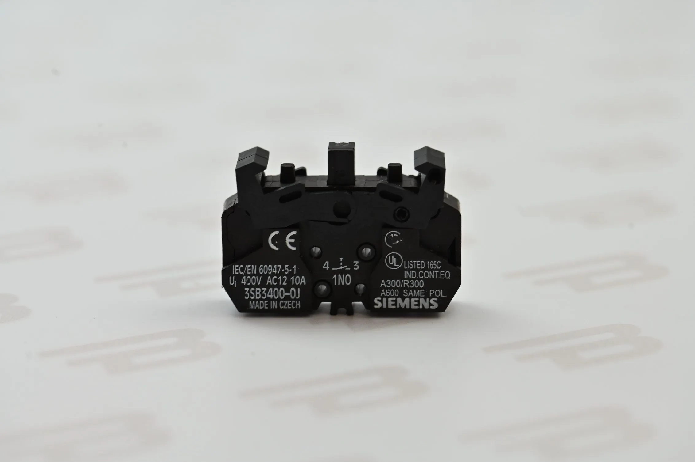 Siemens 3SB3400-0J 