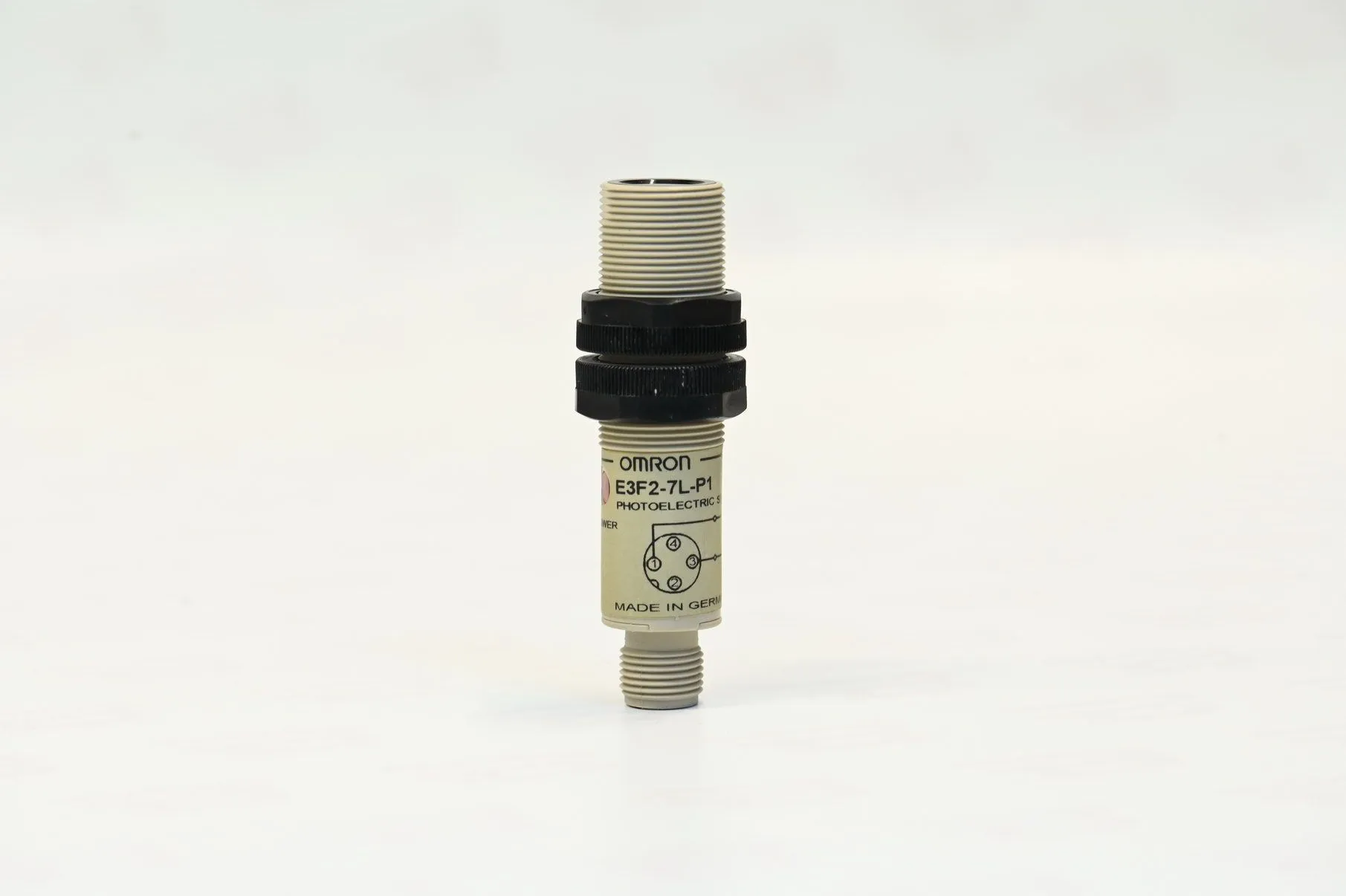 Omron E3F2-7L-P1 